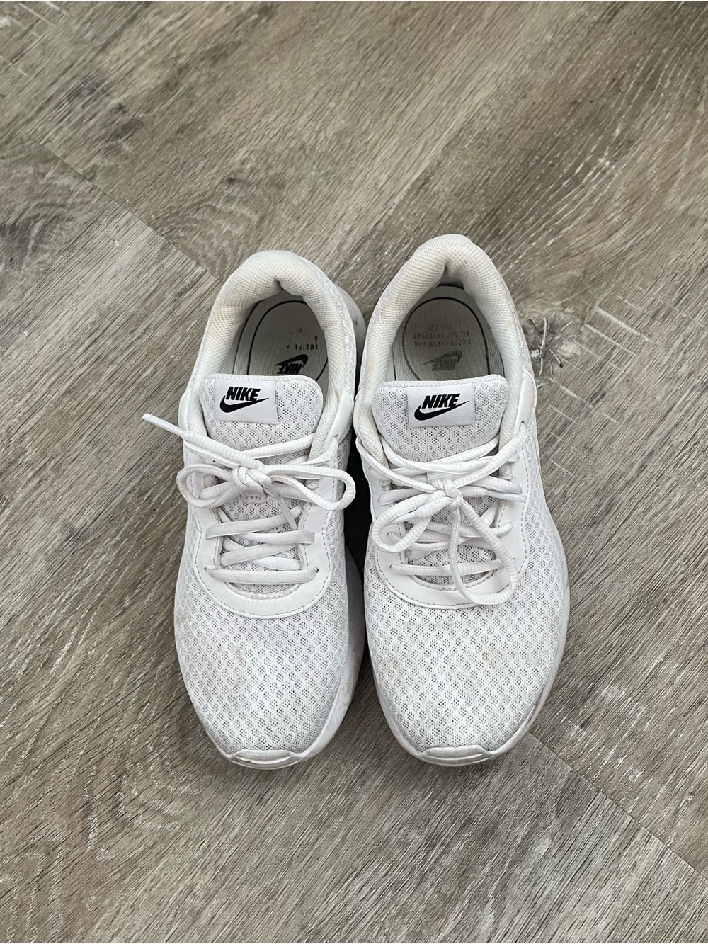 Nike Women’s Air Max 1 Ultra White Mesh Sneakers Size 7 Running Casual Shoes - Picture 2 of 9
